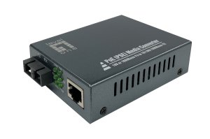 LevelOne RJ45 to SC Gigabit Media Converter, PoE PSE, Single-Mode Fiber, 20km