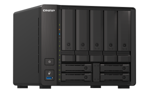 QNAP TS-H973AX-8G NAS Tower Ryzen Embedded V1500B 8 GB DDR4 10 TB HDD QuTS hero Black