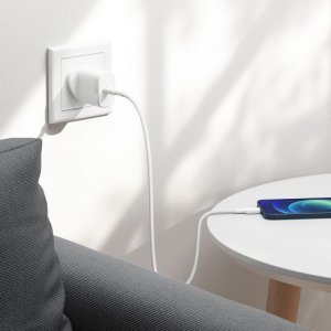 ALOGIC WC1X20-UK mobile device charger Smartphone White AC Indoor