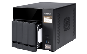 QNAP TS-473 NAS Desktop AMD Embedded R-Series SoC RX-421ND 4 GB DDR4 16 TB HDD QNAP Turbo System Black