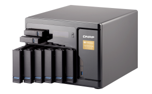 QNAP TVS-882T NAS Tower Intel® Core™ i5 i5-6500 16 GB DDR4 12 TB HDD QNAP Turbo System Black