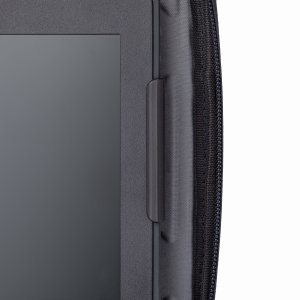 Techair TAE4802 Meet the ultimate 11-12” Chromebook case – it's like a work-in style superhero! Fasten it with secure screen clips, protect with EVA panels, and ID it easily. Your Chromebook's new best friend!