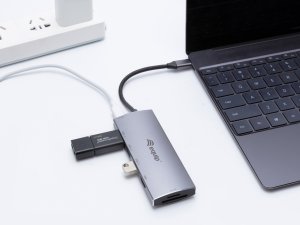 USB-C 7 in 1 Multifunctional Adapter