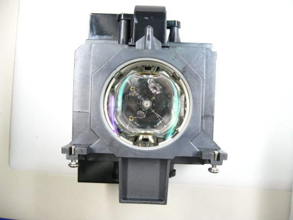 Lamp for PLC-WM5500, PLC-XM150, PLC-XM150L, PLC-ZM5000L