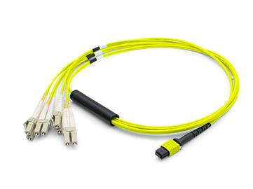 AddOn Networks ADD-MPO-4LC1M9SMF InfiniBand/fibre optic cable 1 m MPO/MTP LC Yellow