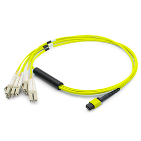 AddOn Networks 50m, MPO/4xLC InfiniBand/fibre optic cable Yellow