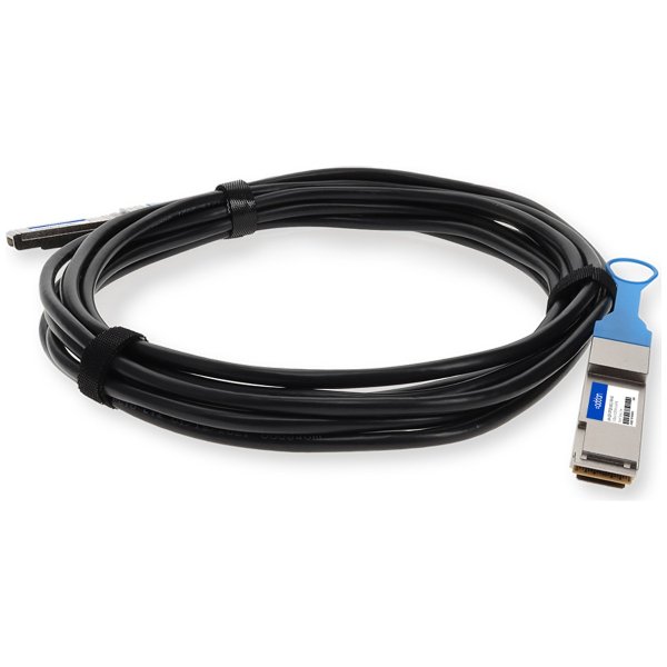 Compatible TAA Compliant 25GBase-CU QSFP28 to 1xSFP28 Direct Attach Cable (Passive Twinax, 2.5m)